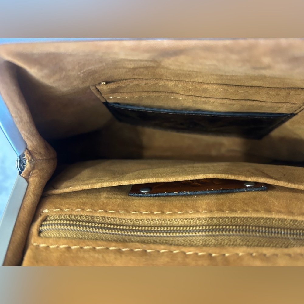 Patricia Nash Turquoise-Accented Leather Wristlet Clutch - Picture 8 of 8
